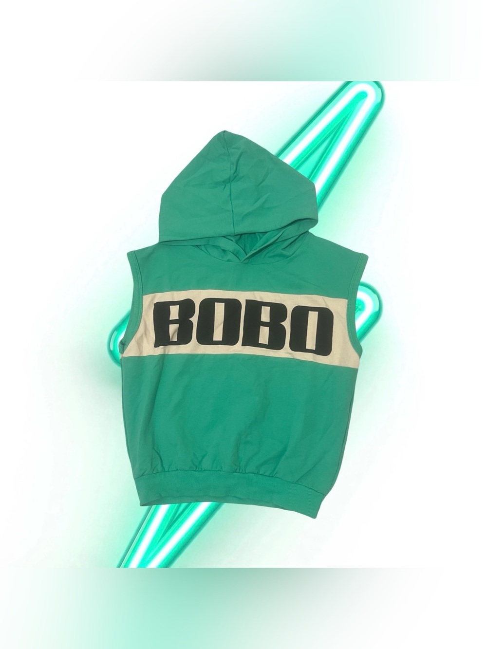 Bobo Choses Sleeveless Hoodie
Great Condition 
6-7 years 
Seafoam
Retail $111
